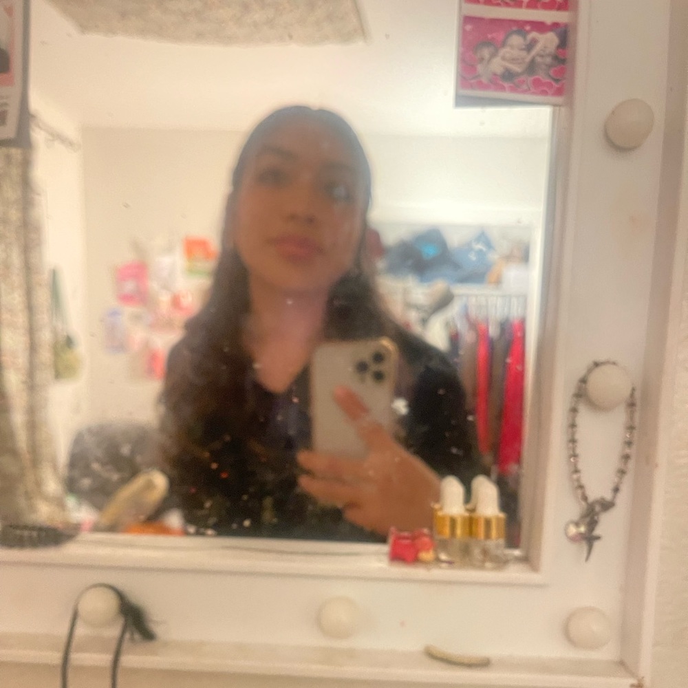 Meet your Posher, Loraine